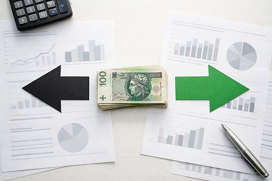 Nadpłata kredytu hipotecznego – skrócenie okresu czy niższa rata?